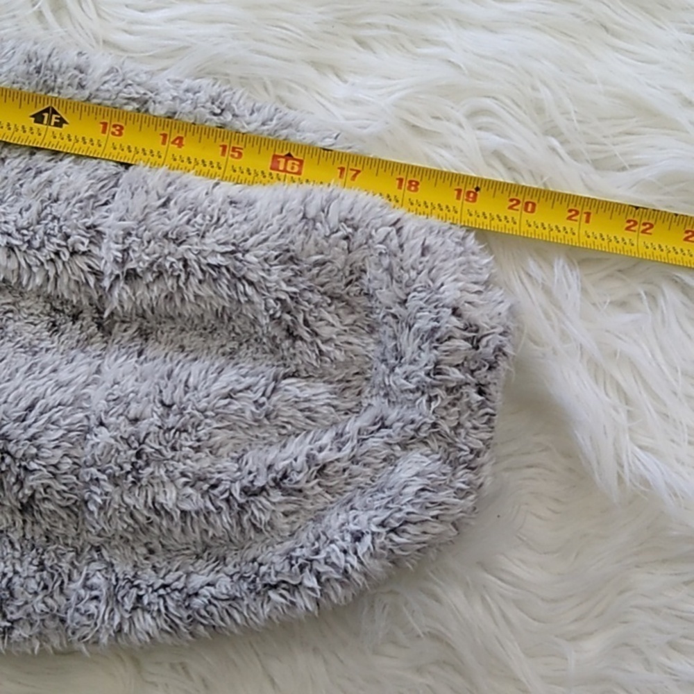 Lululemon Warmth Restore Sherpa Pullover Heathered White Size - M/L - Picture 16 of 16